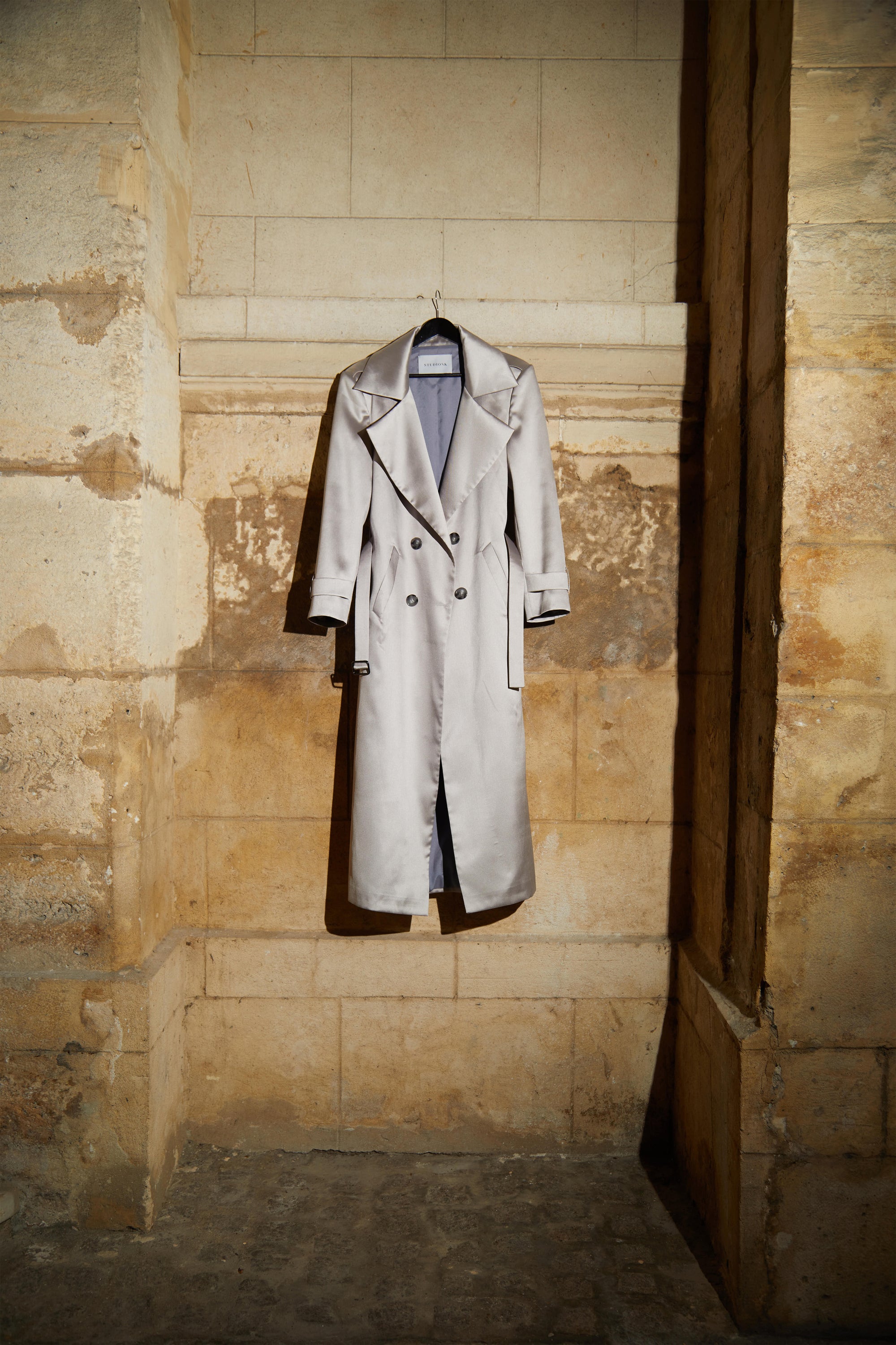 CÉLINE TRENCHCOAT