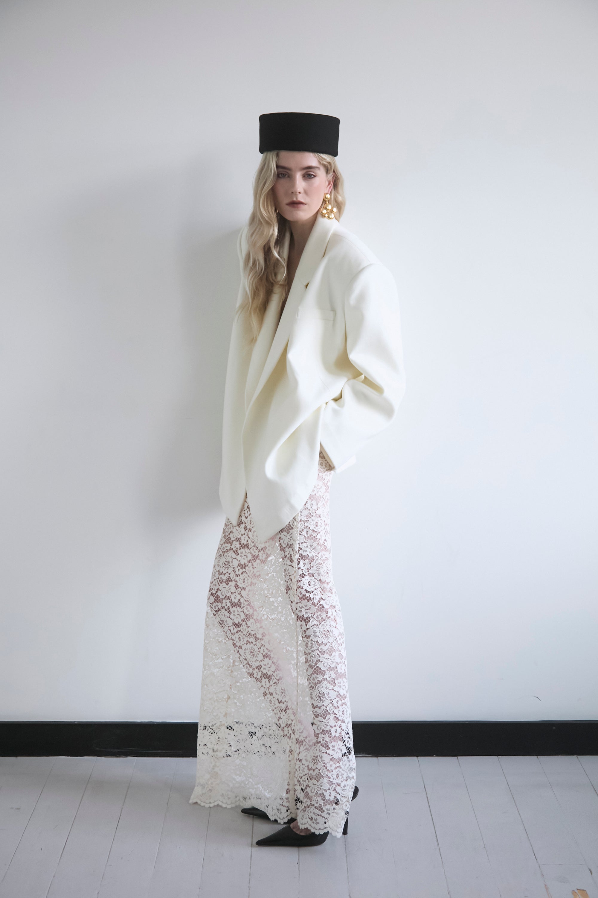RENAISSANCE LACE MAXI SKIRT
