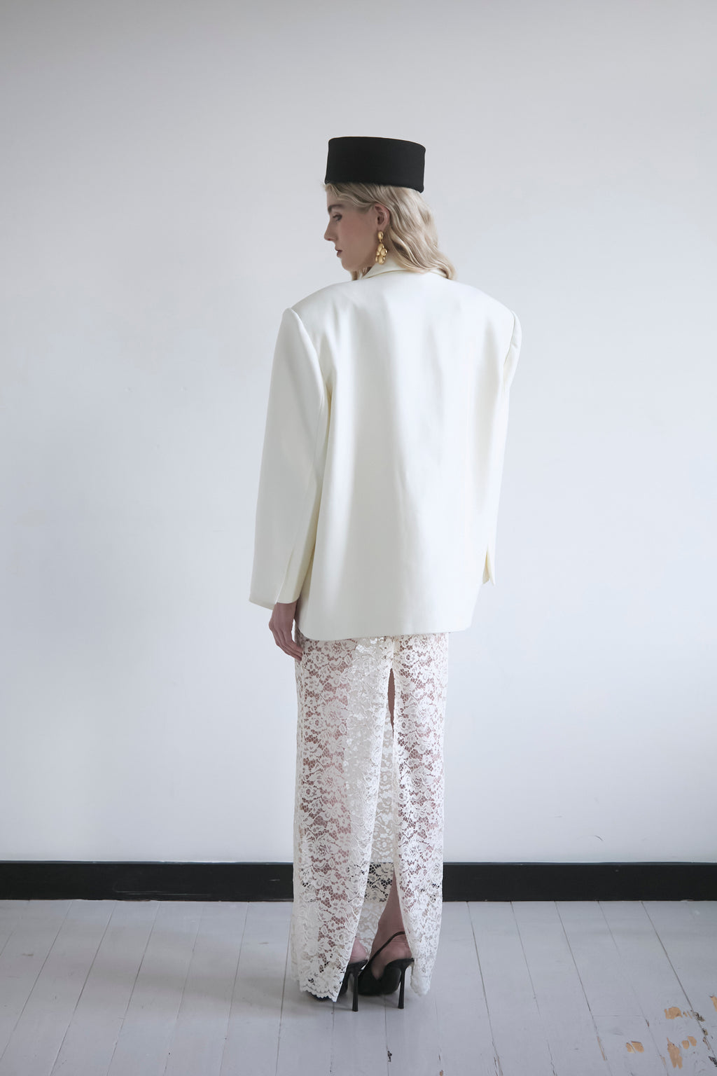 IVORY STRUCTURE BLAZER