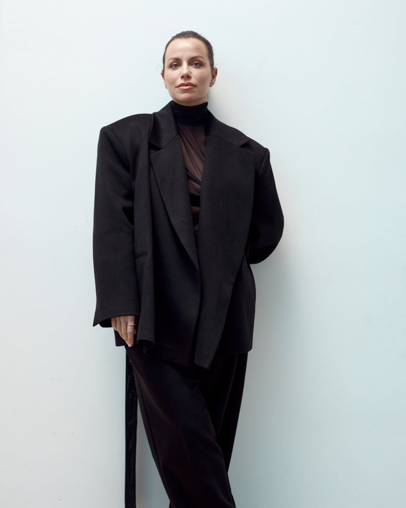 BLACK STRUCTURED WOOL BLAZER