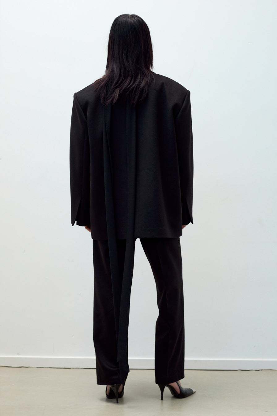 BLACK STRUCTURED WOOL BLAZER