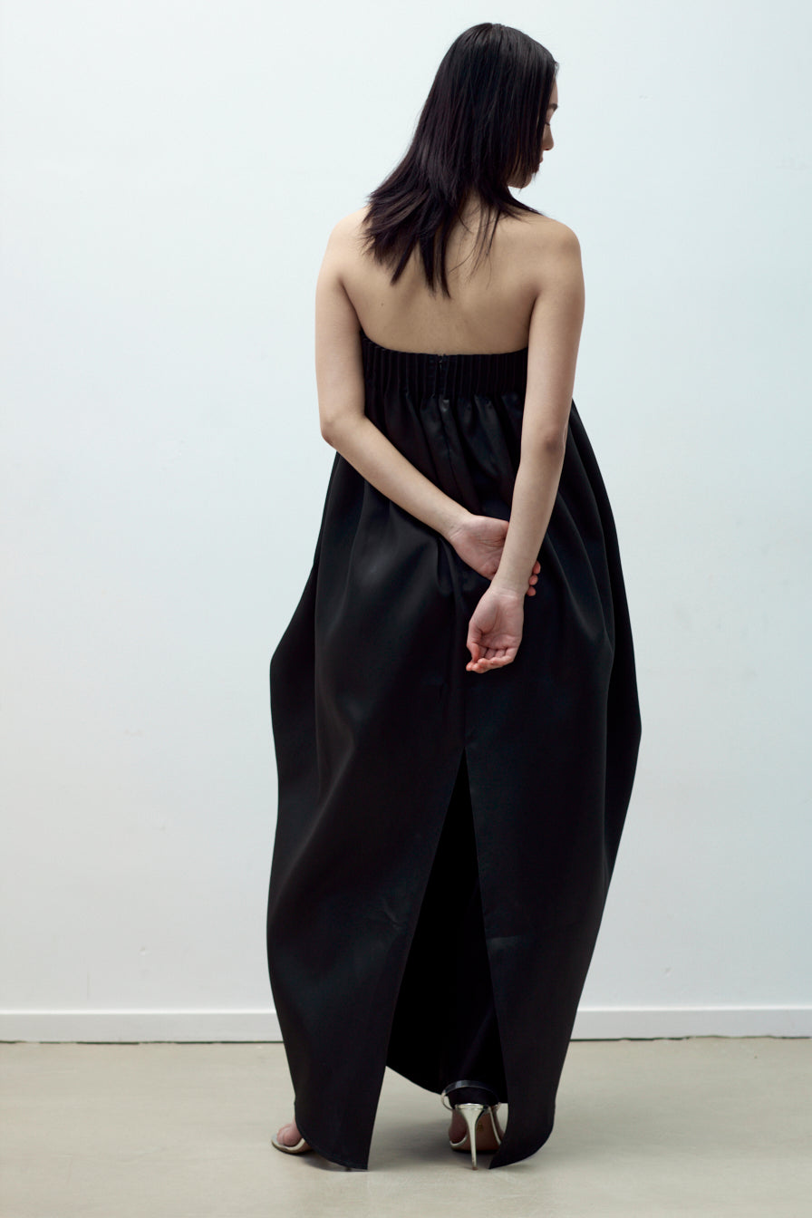SCULPTED STRAPLESS DRESS