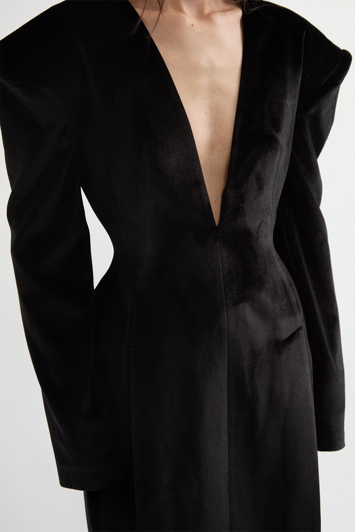 NOIR CORSET COTOURE GOWN