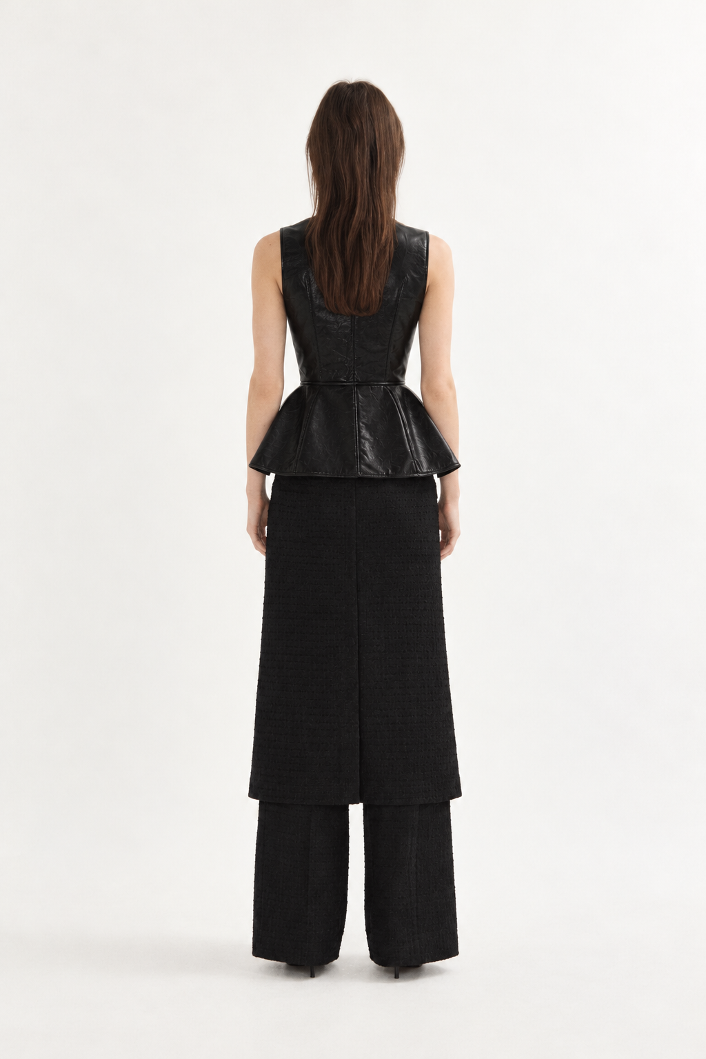 SCULPTED LEATHER TOP