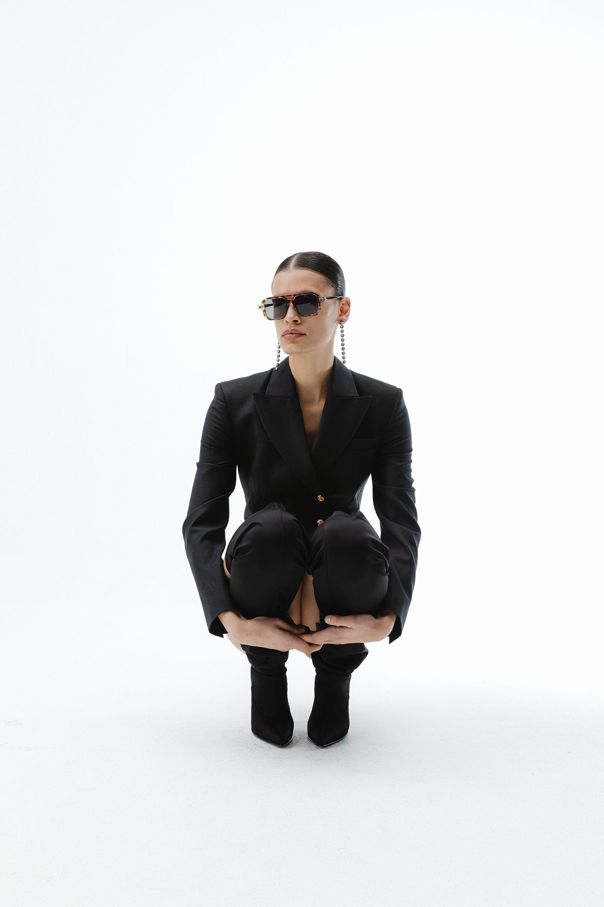 MIDNIGHT BODY BLAZER